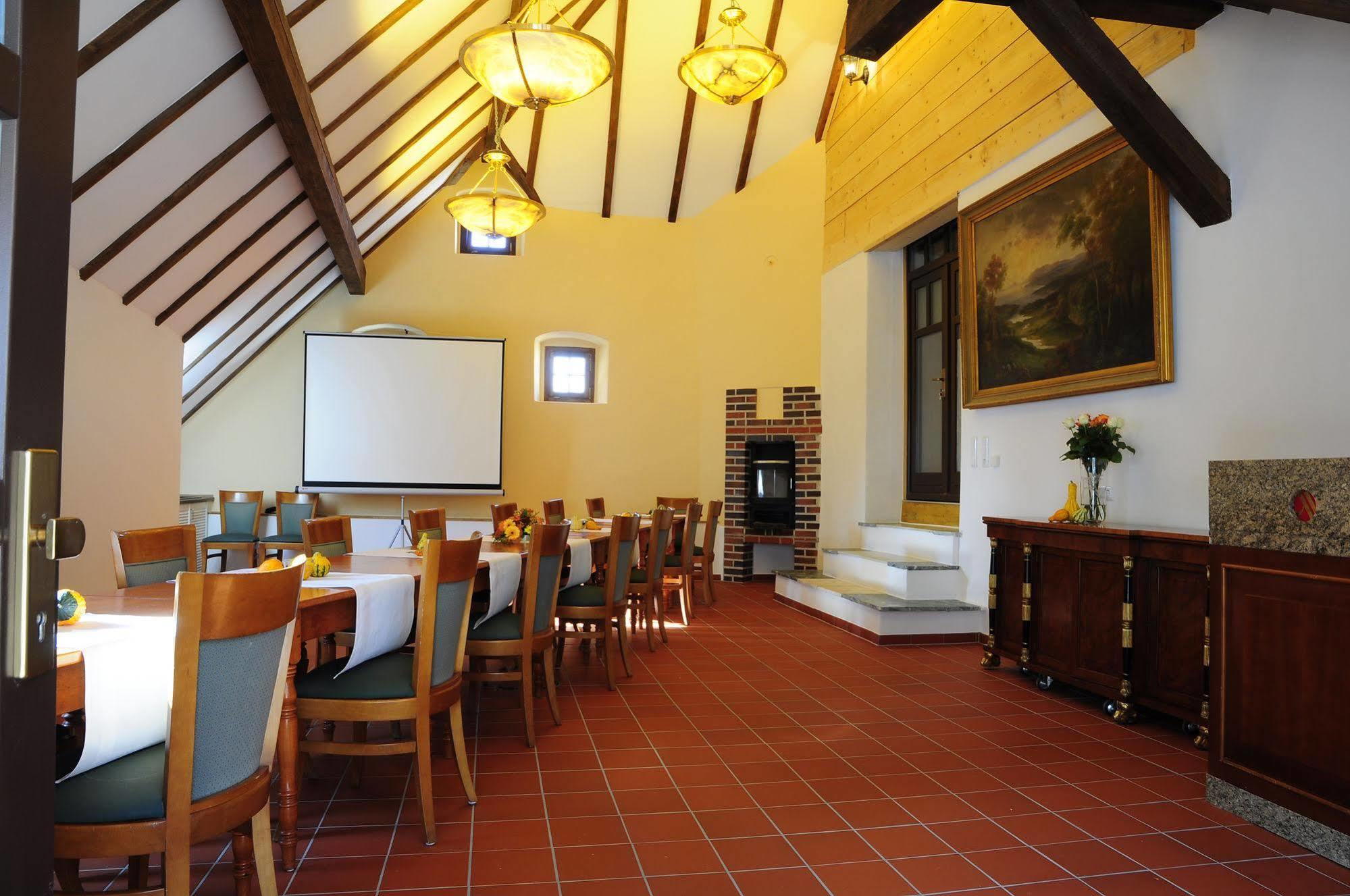 Hotel Schlossresidenz Heitzenhofen Duggendorf